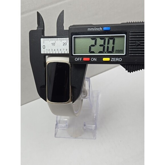 Fitbit Charge 5 Fitness Tracker GPS SpO2 Sleep Monitor Activity W/ Charger - Picture 5 of 11